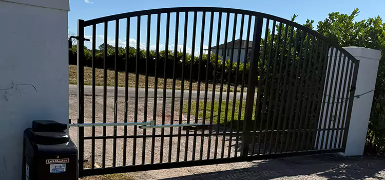 Driveway Fence Repair Fort McMurray